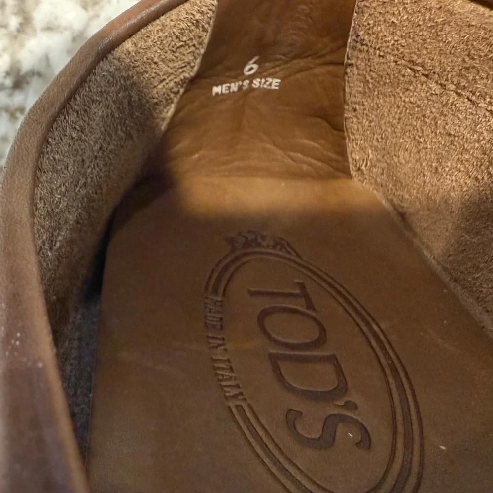 Men’s Tod’s Gommino Driving Shoe in Size 6. NWOT - Picture 12 of 12